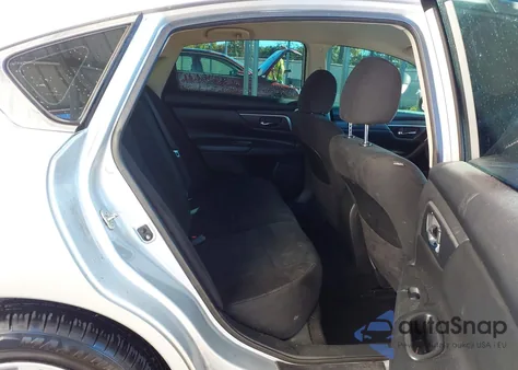 2015 Nissan Altima 2.5/2.5 S/2.5 Sl/2.5 Sv из США, поврежденный, VIN 1N4AL3AP7FN886280